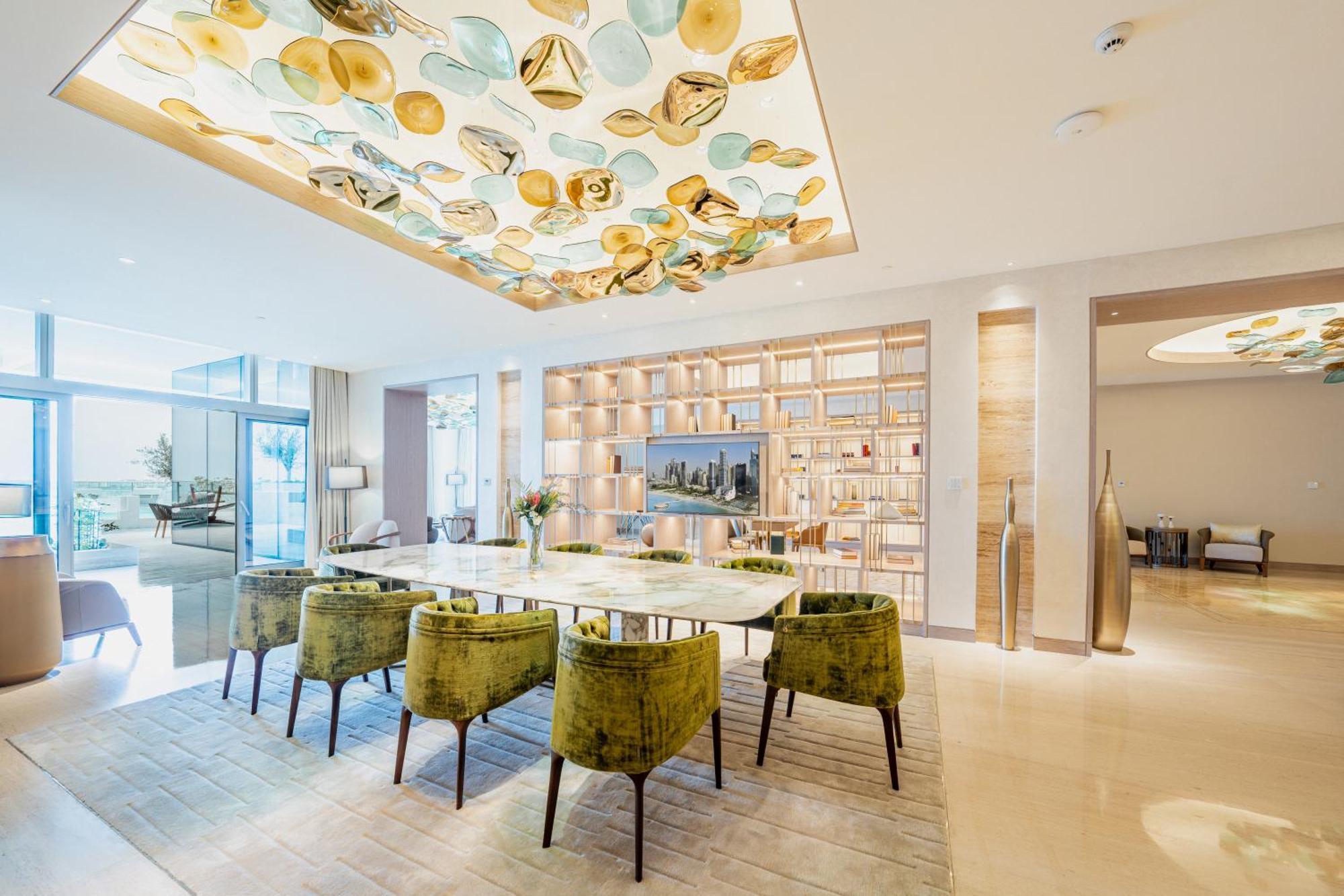 Five Luxe Ξενοδοχείο Ντουμπάι Εξωτερικό φωτογραφία The interior of the hotel